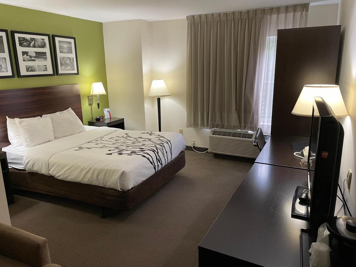 Sleep Inn Raleigh Durham Airport Bagian luar foto