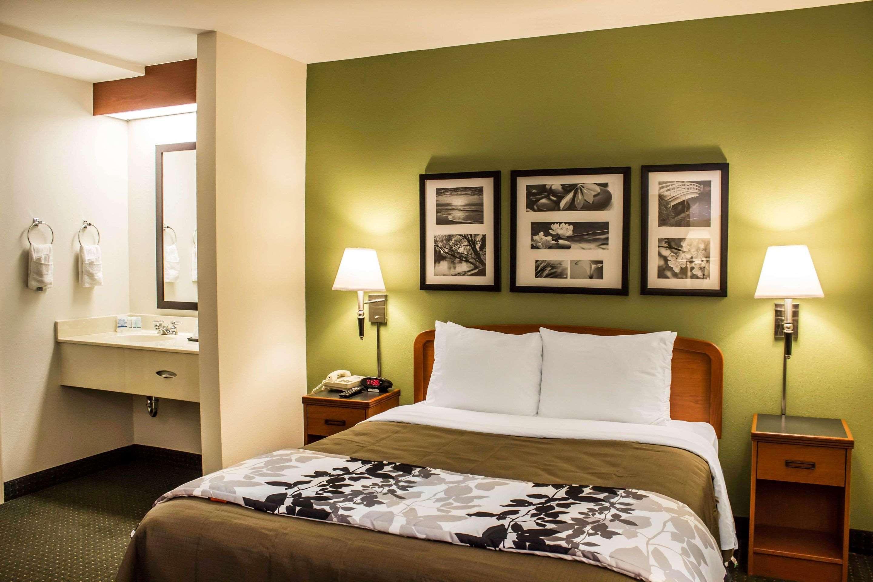 Sleep Inn Raleigh Durham Airport Bagian luar foto