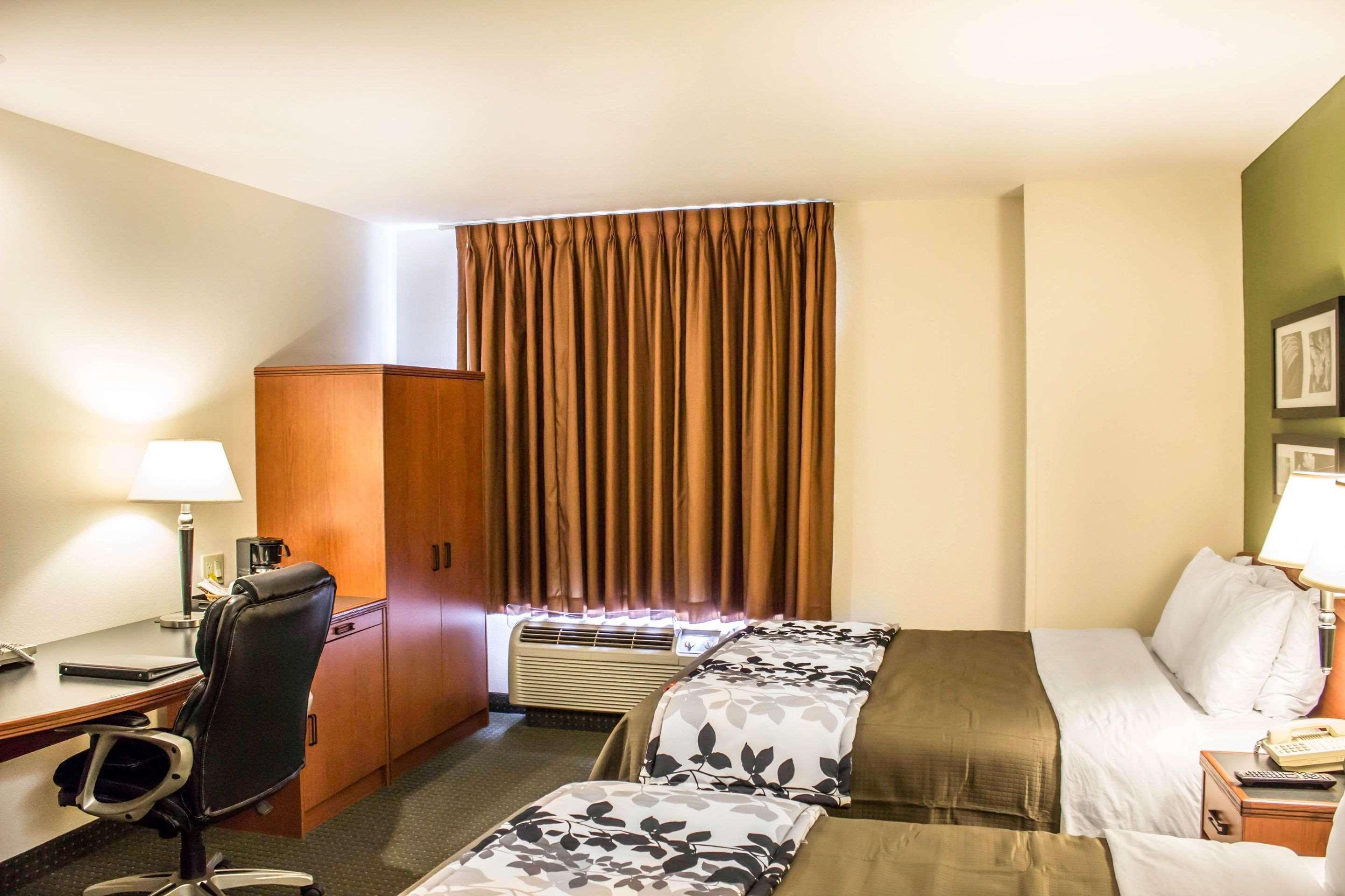 Sleep Inn Raleigh Durham Airport Bagian luar foto